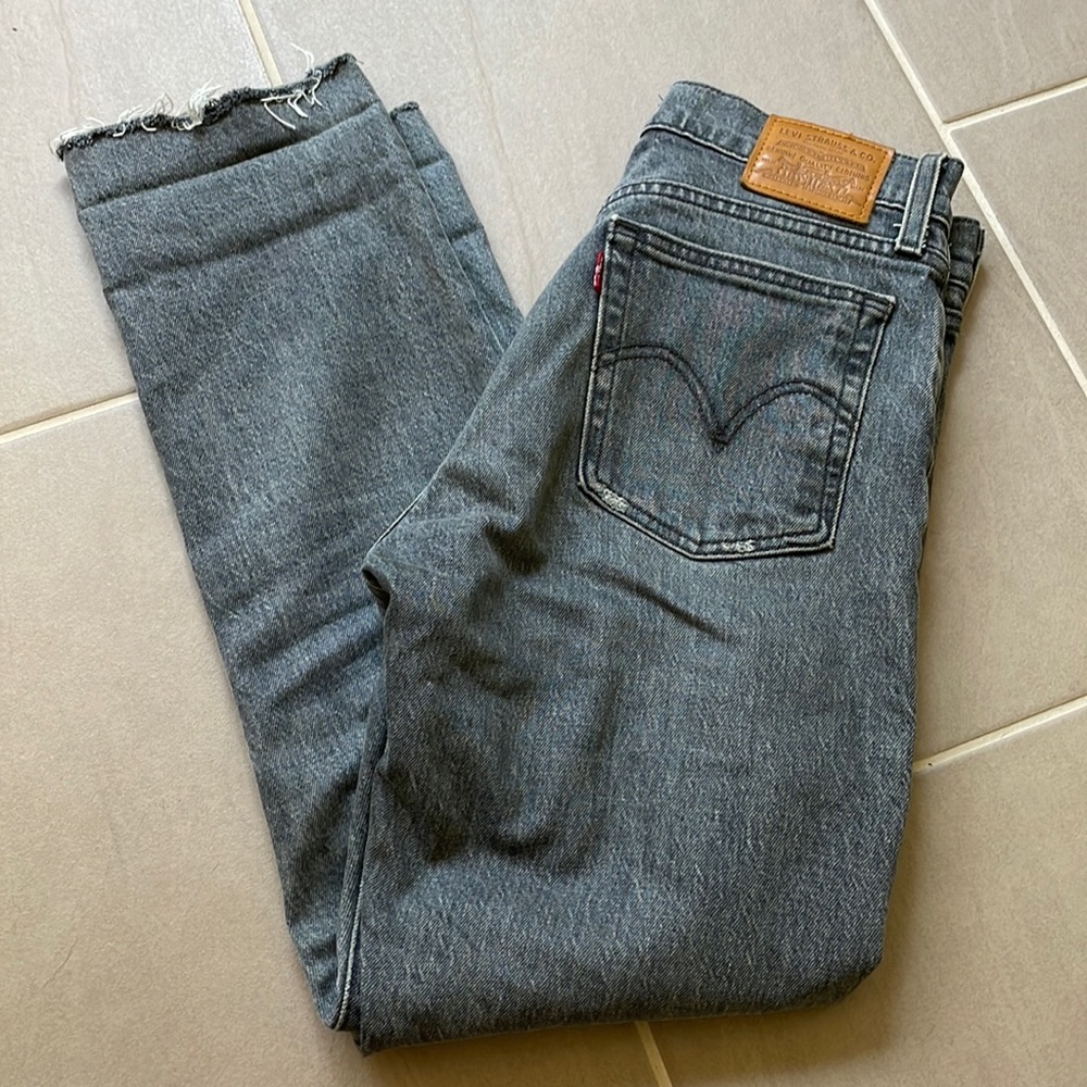 LEVIS wedgie straight jeans